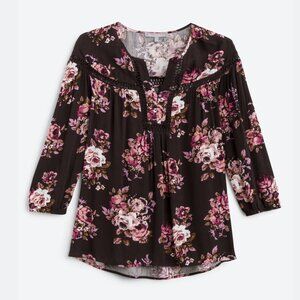 Daniel Rainn Gardenia Crochet Detail Top